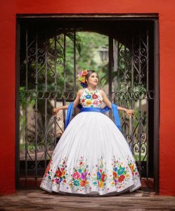 Handcrafted Embroidery Halter Neck Floor Length Charro Quinceanera Dress Classical
