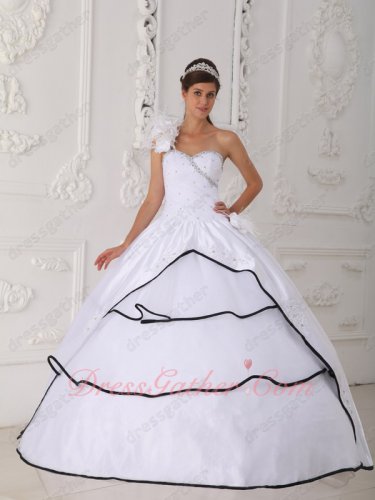 Single One Shoulder Pure White With Black Overlapping Quinceanera Party Gown