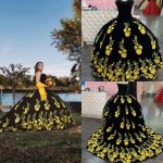 2023 Fantastic Floral Embroidered Appliques Quinceanera Dressses Black Meixcan Style