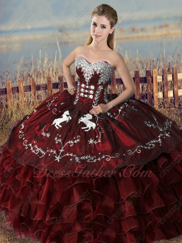 Old Fashion Embroidery Horse Overlay Western Theme Quinceanera Ball Gown Burgundy