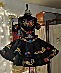 Inexpensive Off Shoulder Bold Embroidery Charro Short Quinceanera Sweet 16 Dress Black