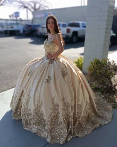 Sweetheart Champagne Shimmery Lace Quinceanera Ball Gown For 15th Event
