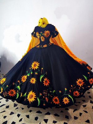 Classical Sunflower Embroidery Mexican Charra Quinceanera Dress Anos Vestido