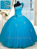 One Shoulder Deep Sky Blue Tulle Folds Flat Skirt Quinceaneara Ball Gown Inexpensive