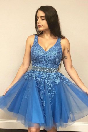 Lace Accented Sky Blue Knee Length Short Cocktail Dress With Crystal Belt