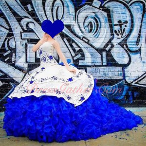 Western Hot Sell Girls Prefer Embroidery White & Royal Blue Court Ball Gowns With Train