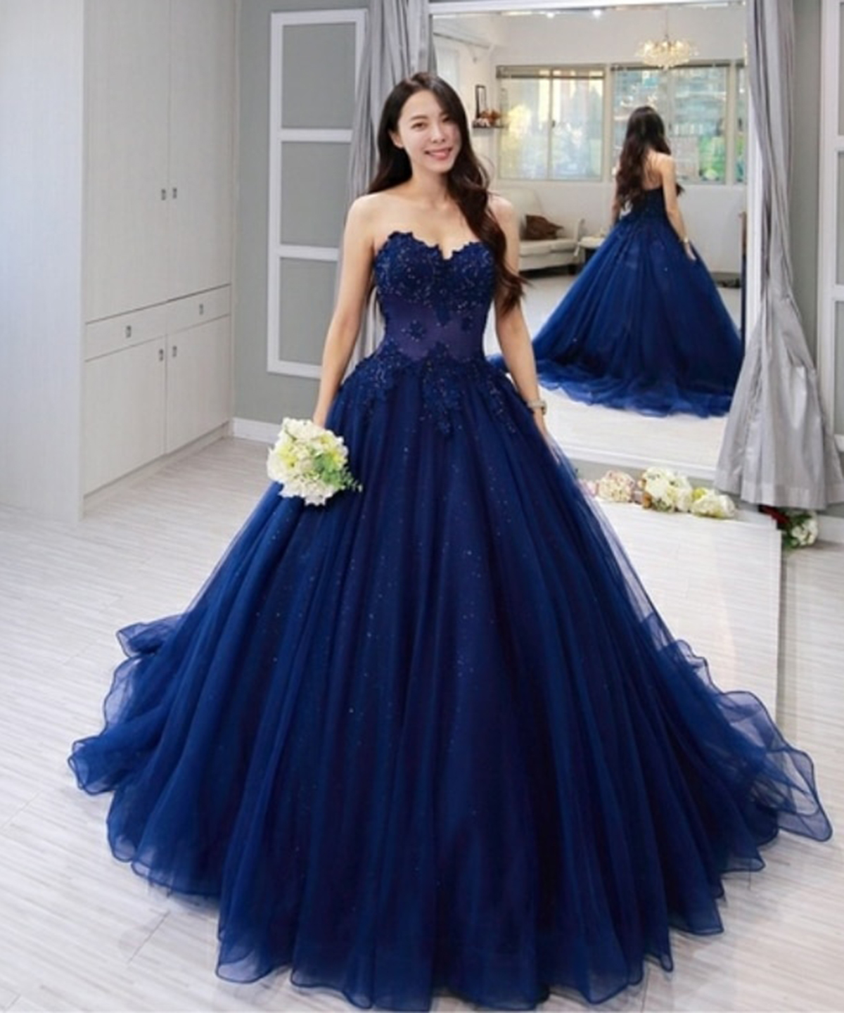Elegant Sweetheart Applique A-Line Court Train Royal Blue Sweet 16 Ball Gown Quinceanera - Click Image to Close