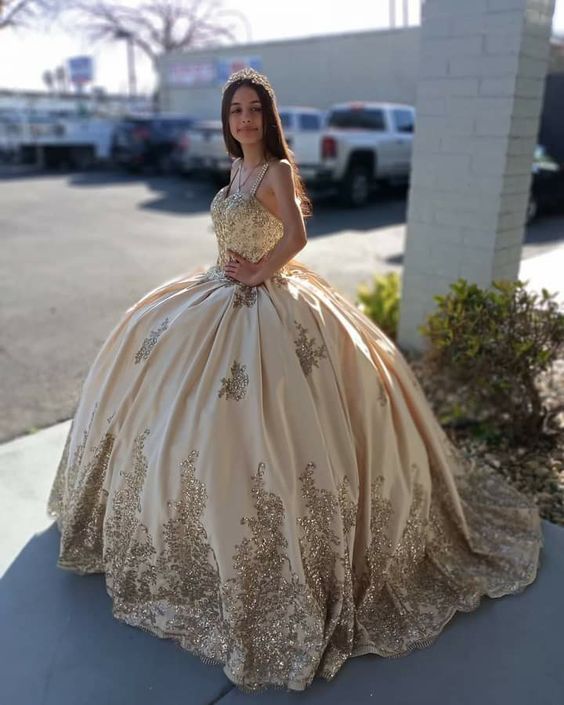Sweetheart Champagne Shimmery Lace Quinceanera Ball Gown For 15th Event - Click Image to Close