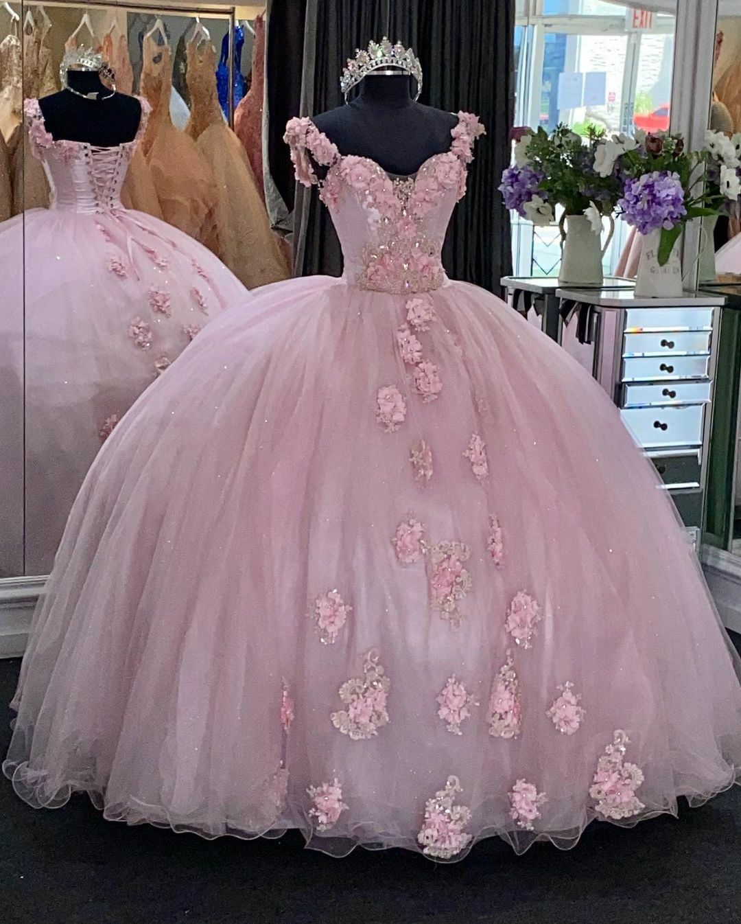 Detahcable Straps Sweetheart Cute Pink Puffy Ball Gown For Girl Quinceanera Wear - Click Image to Close