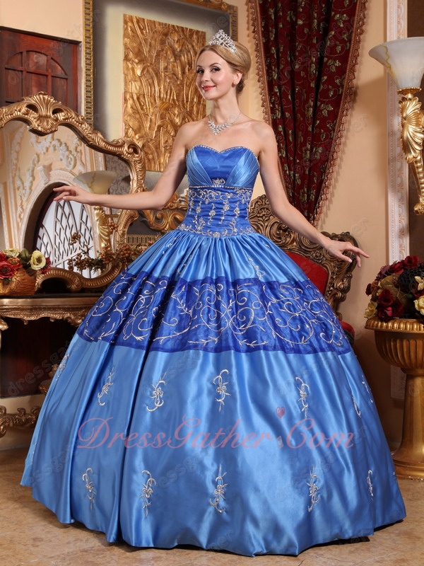 Dust Rainy Sky Blue Embroidery Western Quince Court Gown Delight with Reminiscence - Click Image to Close