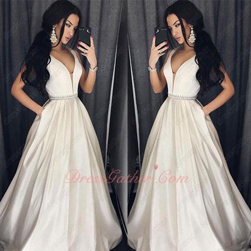 Light Champagne Formal Prom Gowns V Neck Crystals Belt Floor Length Skirt With Pockets - Click Image to Close