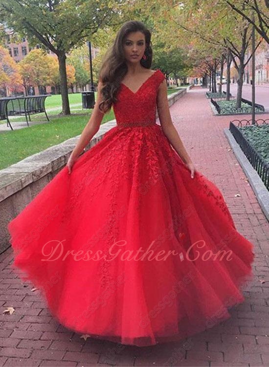 Fascinating V-neck Appliques Red Tulle Princess Portrait Photo Dresses Not Puffy - Click Image to Close